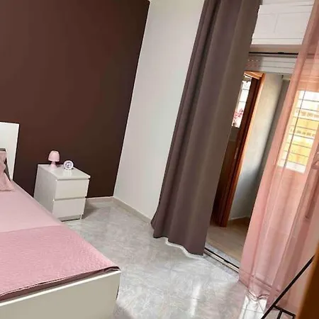 アパート Pink House: Intero *