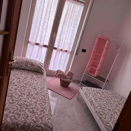 Pink House: Intero *