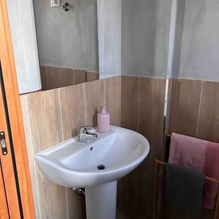 Pink House: Intero *